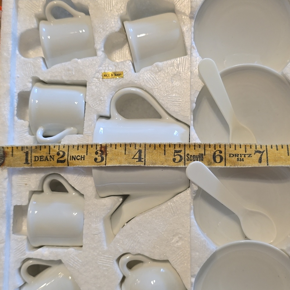 Ina Toy Tea Set - White - Picture 8 of 11